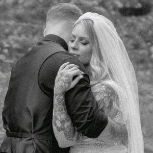 Meet your Posher, Chloe